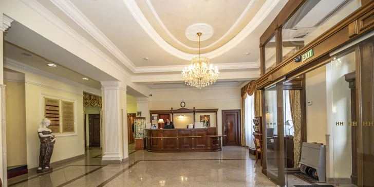 4* relaxace v Karlových Varech: polopenze, wellness i procedury