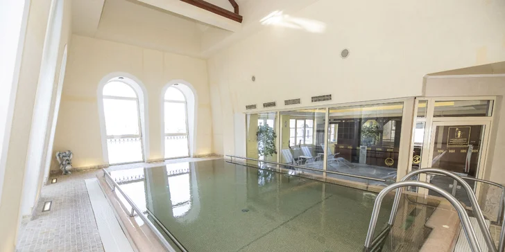 4* relaxace v Karlových Varech: polopenze, wellness i procedury