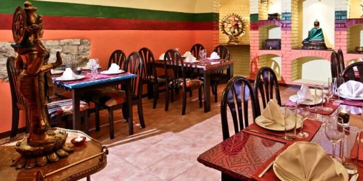 249 Kč za COKOLI Z JÍDELNÍHO LÍSTKU v indické restauraci Kari Bazar v hodnotě 700 Kč. Promyšlené kombinace chutí okořeněné slevou 64 %.