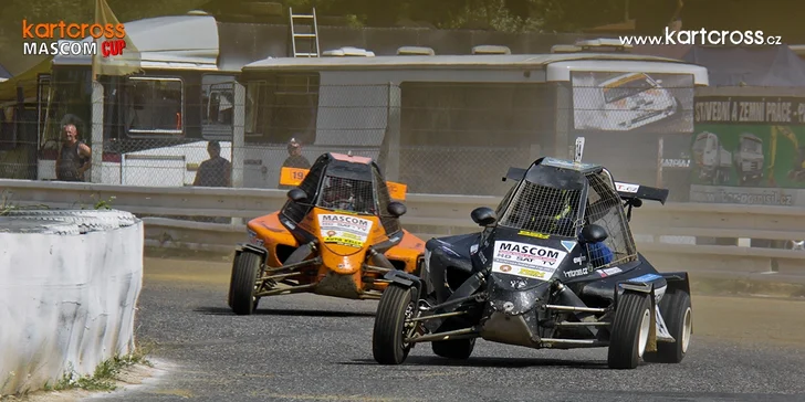 Adrenalinová jízda i celý den v závodní buggy: palivo, profi trať a instruktáž od mistra ČR