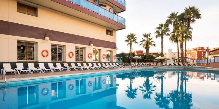 Dovolená ve Španělsku: 7 nocí na Costa Brava, 4* hotel u pláže, polopenze