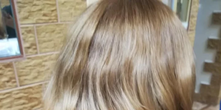 Kompletní kadeřnické balíčky pro ženy: střih a ombré, barva i balayage