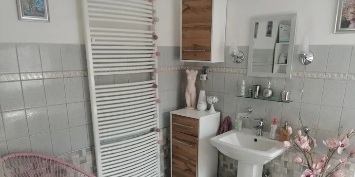 Kosmetické balíčky: základní, omlazující i liftingové ošetření nebo peeling
