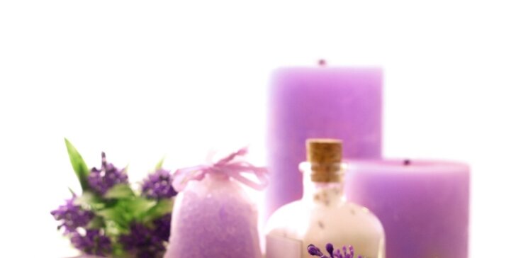 Relaxační rituál s vůní vína či levandule: Koupel, masáž i pohoštění pro 2
