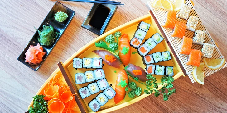 Pestré a efektně servírované sushi sety v centru Brna: 36 až 73 kousků