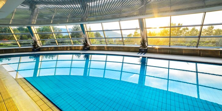 5* relax v polských Beskydech: bazén s výhledem, wellness a polopenze, v zimě super na lyže