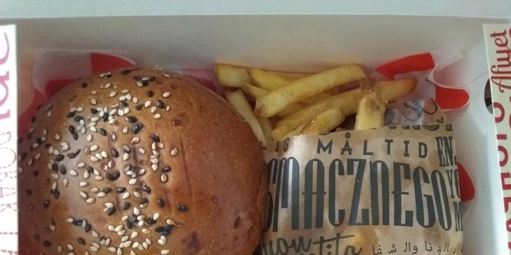 Burger podle výběru z 5 druhů, hranolky a limonáda pro 1 nebo 2 osoby