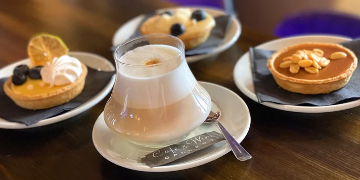 Káva podle výběru z 10 druhů a tartaletka nebo prosecco pro 1 i 2 osoby