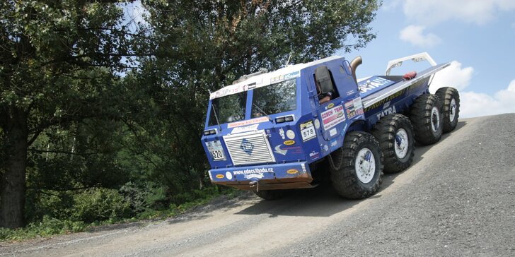 15–60 minut jízdy v kabině giganta Tatra 813 8x8 Truck Trial