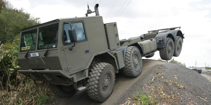 Šlápněte na to: otevřené vouchery na adrenalinové automobilové zážitky