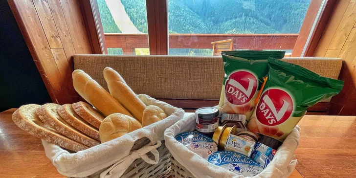 Relax ve Špindlu: snídaně či polopenze i víno, neomezený vstup do bazénu a sauna