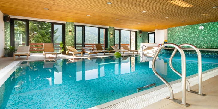 Krkonoše pro celou rodinu v oceněném ****hotelu s bazénem a polopenzí