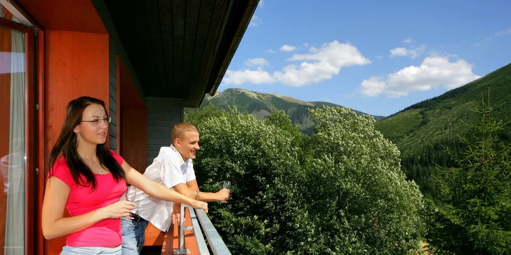 Romantika ve Špindlu: 3-4 dny s wellness, polopenzí a aktivitami pro dva
