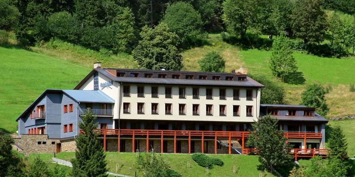 Romantika ve Špindlu: 3-4 dny s wellness, polopenzí a aktivitami pro dva