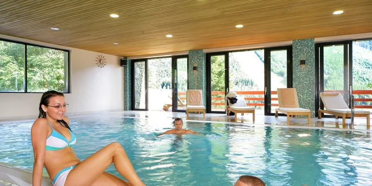 Romantika ve Špindlu: 3-4 dny s wellness, polopenzí a aktivitami pro dva