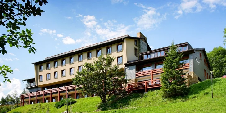 Romantika ve Špindlu: 3-4 dny s wellness, polopenzí a aktivitami pro dva