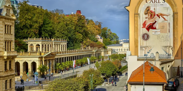 Pobyt v centru Karlových Varů s výhledem na kolonádu: historický hotel, wellness i procedury