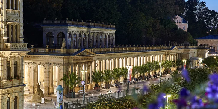 Pobyt v centru Karlových Varů s výhledem na kolonádu: historický hotel, wellness i procedury