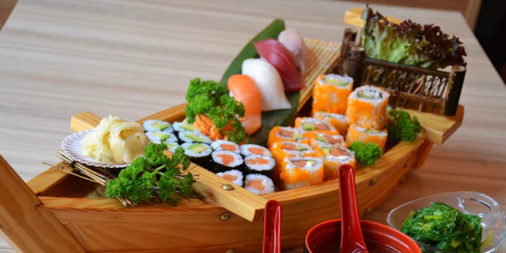 Pro milovníky asijské kuchyně: sushi sety s polévkou i salátem