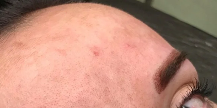 Permanentní make-up obočí: pudrová metoda či microblading a stínování
