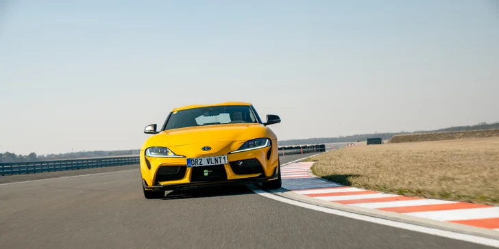Jízda na okruhu v Toyotě GR Supra: 2 nebo 4 kola spolujízdy či řízení