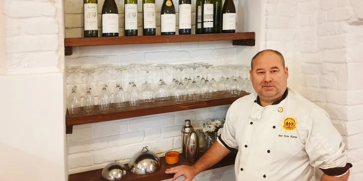 Osmichodové degustační menu v Bonjour-Camino pro pár: tartar, raviola i selečí maso