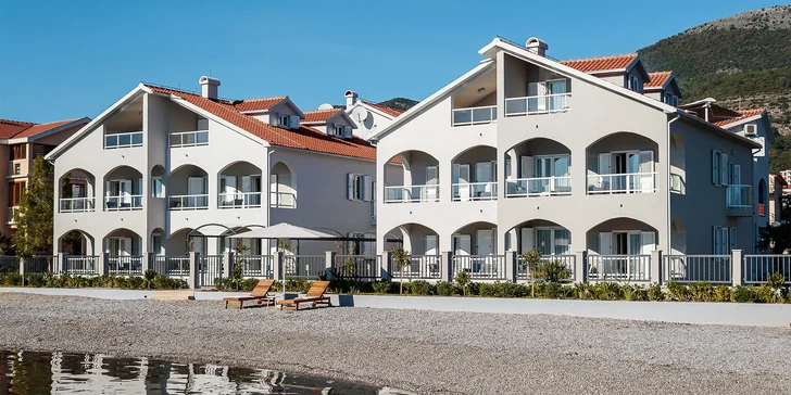 Dovolená v Černé Hoře: nový resort se soukromou pláží a 2 bazény