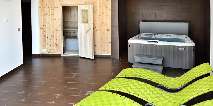 Za pohodou na jižní Moravu: vinařský penzion se snídaní, wellness i degustací