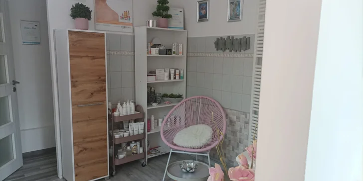 Kosmetické balíčky: základní, omlazující i liftingové ošetření nebo peeling