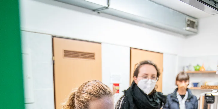 Podpořte projekt Zachráněný oběd pro lidi v nouzi: kvalitní jídlo, které by se jinak vyhodilo