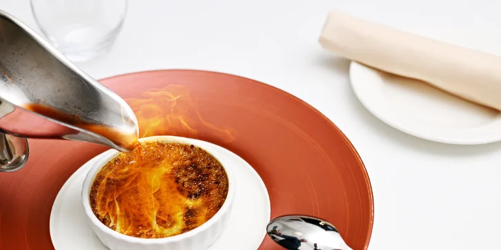 3–6 chodů pro dva ve vyhlášeném restaurantu Ungelt: pražma či jehněčí, mušle svatého Jakuba, créme brulée