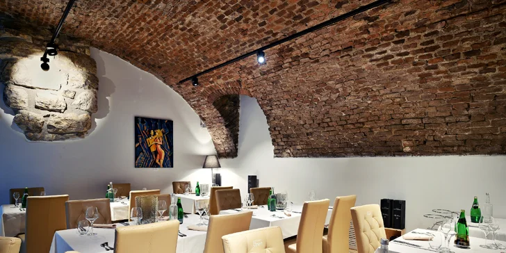 3–6 chodů pro dva ve vyhlášeném restaurantu Ungelt: pražma či jehněčí, mušle svatého Jakuba, créme brulée