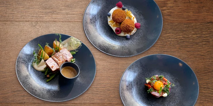 Tříchodové degustační menu v pivovarské restauraci Monopol s degustačním pivním setem