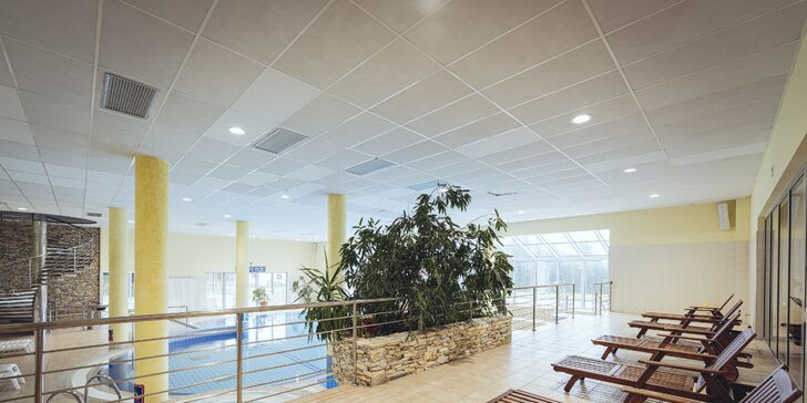 Dovolená ve Slovinsku: horský hotel u Mariboru s polopenzí a bazénem