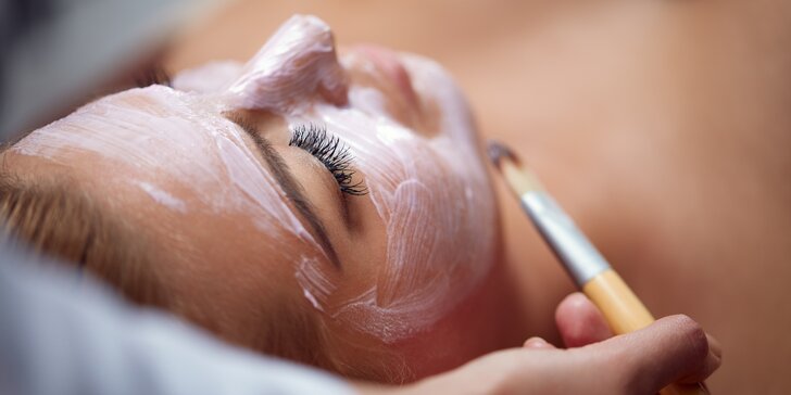 Kosmetické ošetření: čištění, peeling, sérum i masáž obličeje a dekoltu