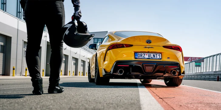 Jízda na okruhu v Toyotě GR Supra: 2 nebo 4 kola spolujízdy či řízení