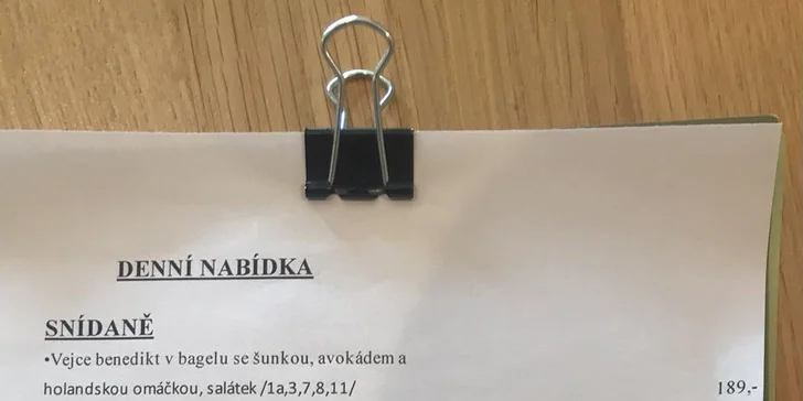 Snídaně či brunch pro 1 nebo 2 os. ve Vršovicích: vejce benedikt, uzený losos, lívance, káva, limonáda
