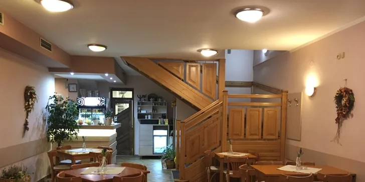 Burger z trhaného masa nebo cheese burger s hranolkami a tatarkou pro 1 i 2 osoby