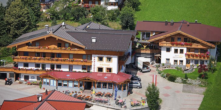 Kitzbühelské Alpy: letní či podzimní pobyt v horském penzionu s polopenzí a slevovou kartou