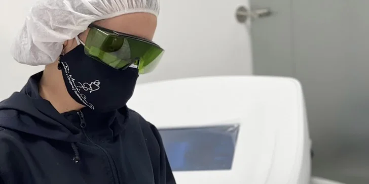 Laserová epilace pro muže přístrojem Elysion Pro