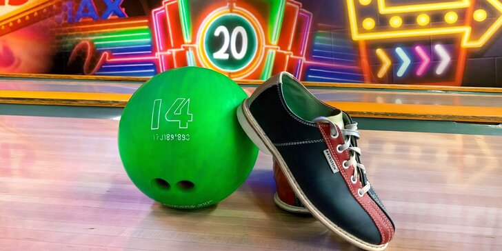 Nově zrekonstruovaný bowling se 6 drahami a UV provedením: 1 nebo 2 hod. až pro 6 hráčů