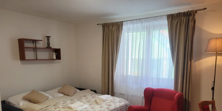Ubytovaní budete v jednom ze dvou plně vybavených apartmánů.