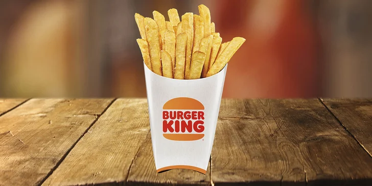 Královský kupon na 1 + 1 menu v Burger Kingu: hovězí či kuřecí burger, hranolky, cibulové kroužky, nápoj