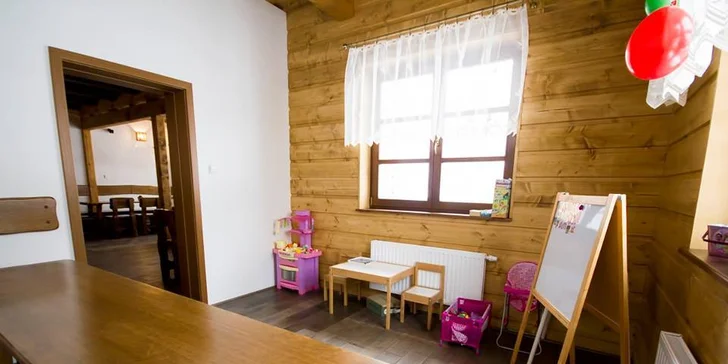 Pohoda v Dolní Lomné: apartmán pro rodinu a 60 min. privátního wellness