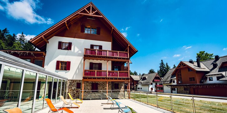 Dovolená ve Slovinsku: horský hotel u Mariboru s polopenzí, bazénem a wellness