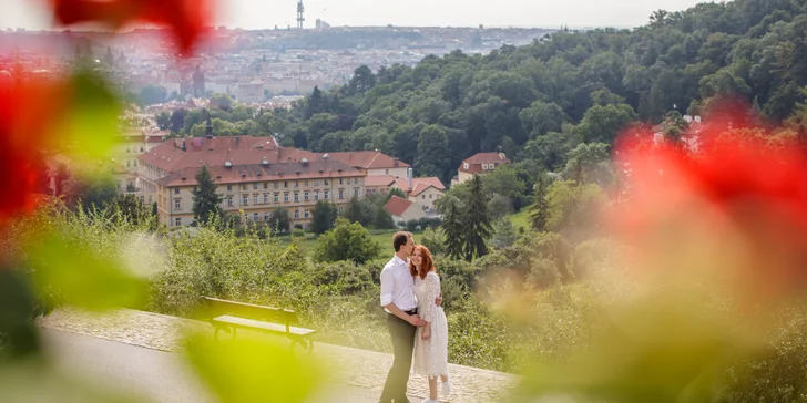 Focení v Praze pro jednotlivce, páry i celé rodiny: 20 nebo 40 upravených fotografií