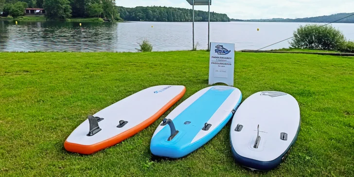 Zábava na vodě: zapůjčení paddleboardu na 1 či 2 hod. pro 1 osobu