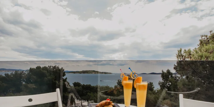 Užijte si slunečné dny v Chorvatsku: 4* hotel u moře, polopenze i výlety