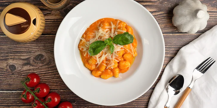 Pasta dle výběru pro 1 nebo 2 osoby: gnocchi, linguine, spaghetti i tagliatelle