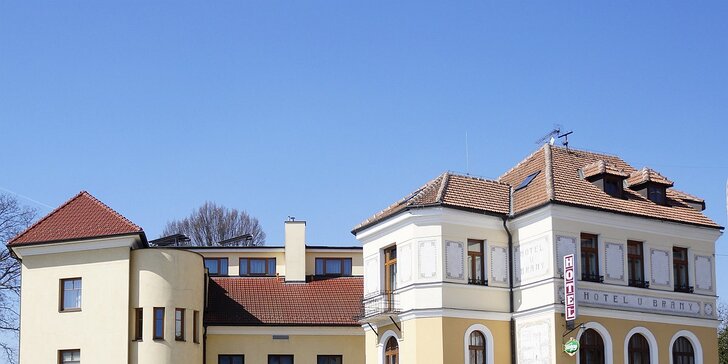 Pobyt v centru Uherského Brodu: dvoulůžkový pokoj nebo apartmán a snídaně